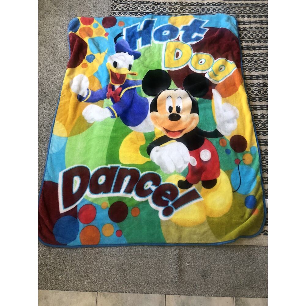 Disney Mickey Donald Fleece Blanket Hot Dog Dance 62”x48” Excellent Condition